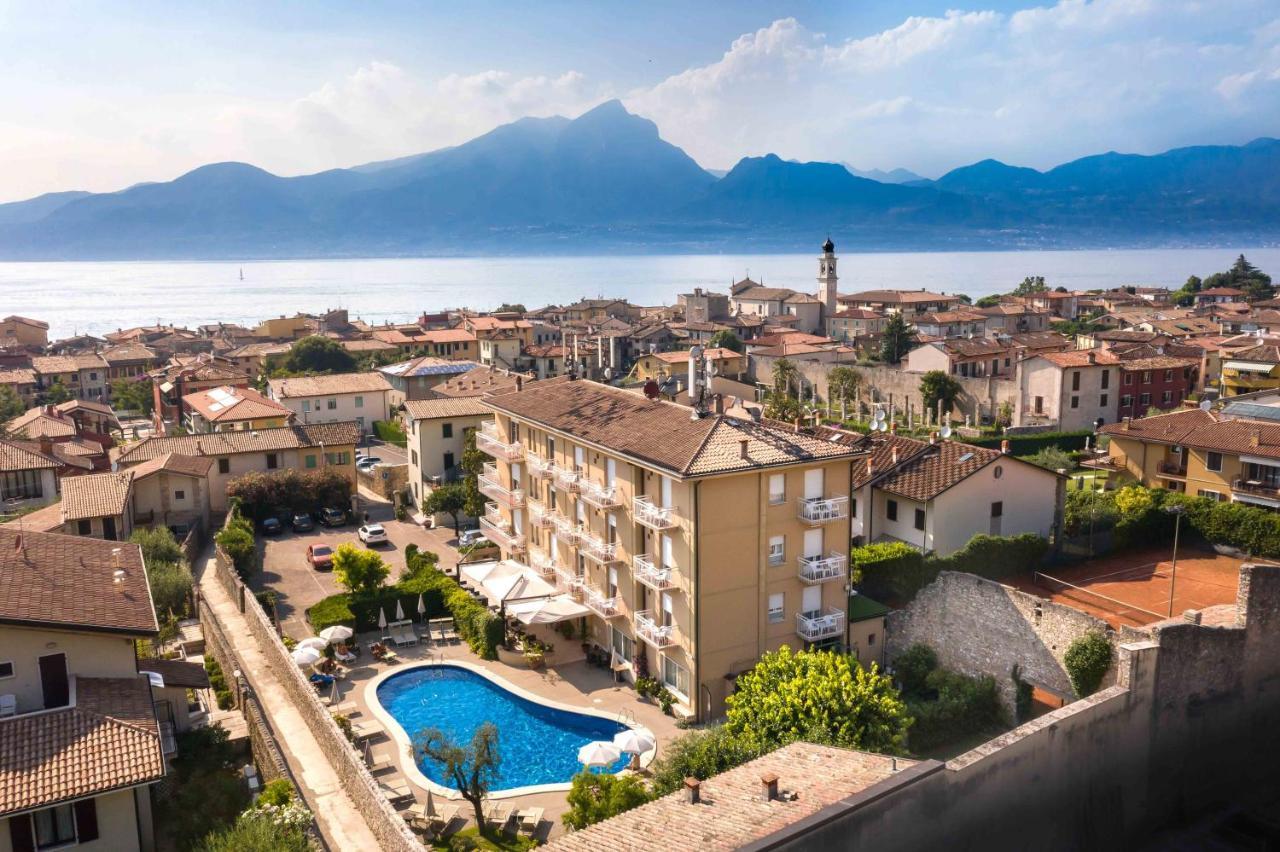 Hotel Romeo Torri Del Benaco Εξωτερικό φωτογραφία