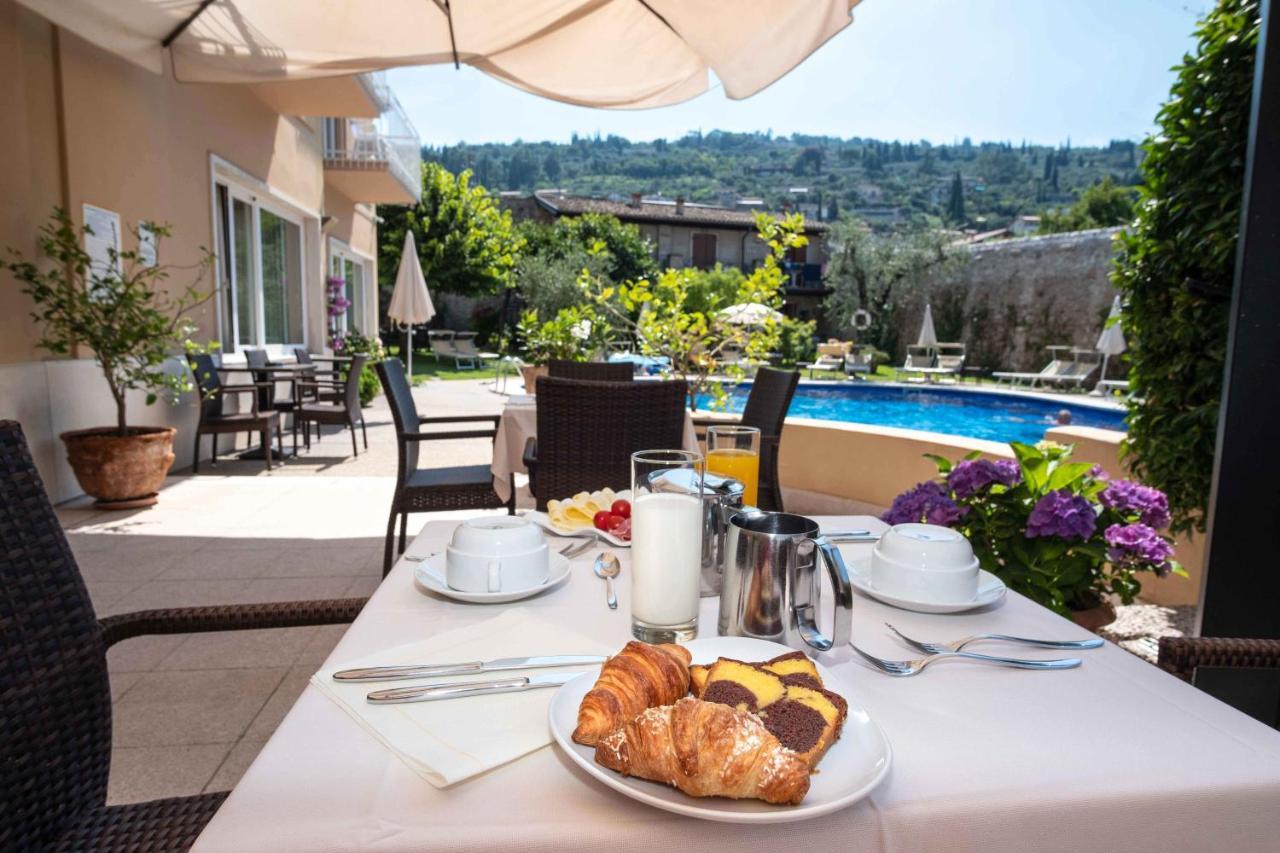 Hotel Romeo Torri Del Benaco Εξωτερικό φωτογραφία