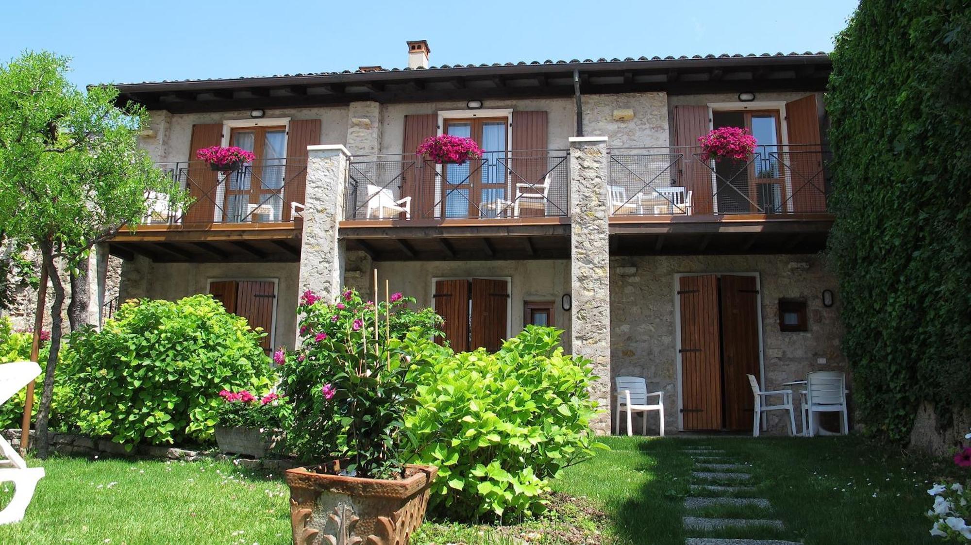 Hotel Romeo Torri Del Benaco Εξωτερικό φωτογραφία